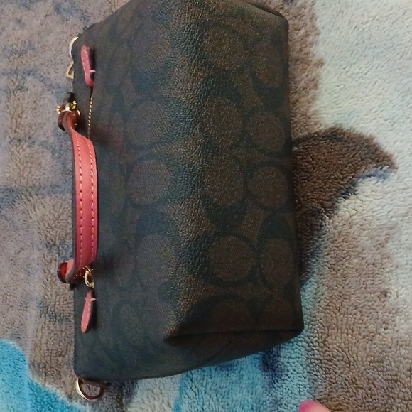 Authentic Coach Mini Gallery Signature Canvas Crossbody Bag - Picture 9 of 10